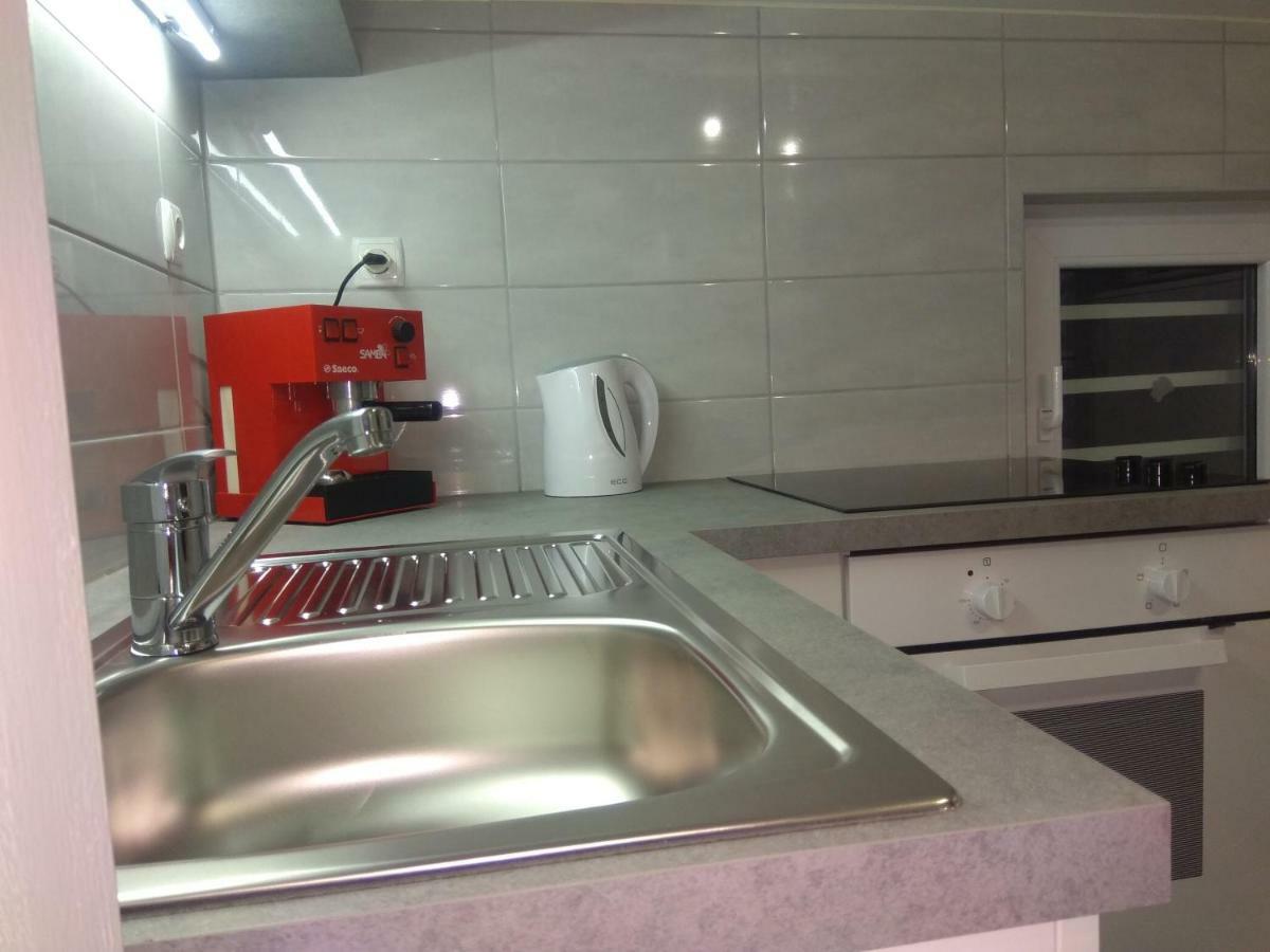 Lorber House Stinjan Apartment Pula Bagian luar foto